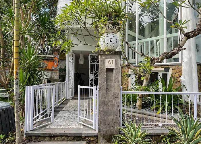 Villa House - 150m Berawa