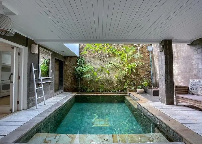 Villa House - 150m Berawa Canggu (Bali)