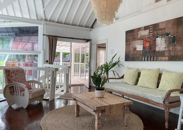 House - 150m Berawa * Canggu (Bali)