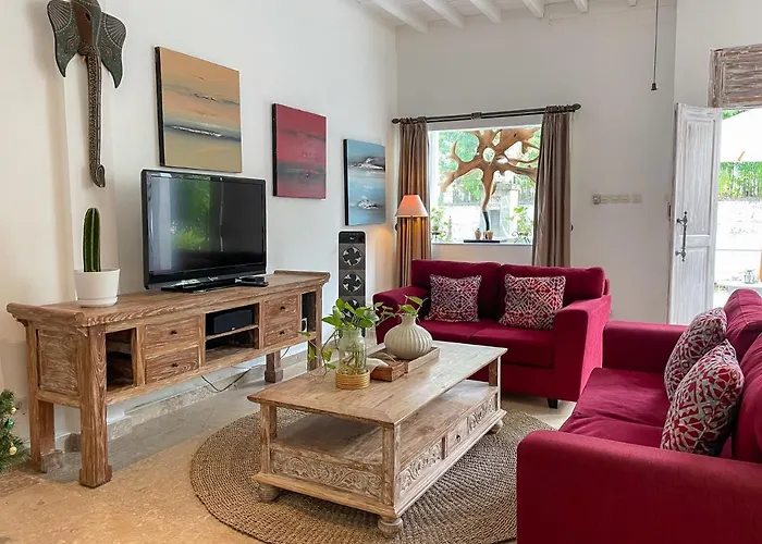 Villa House - 150m Berawa *